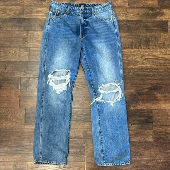 KHAITE Women’s Distressed Kerrie Jeans - Picture 1 of 5